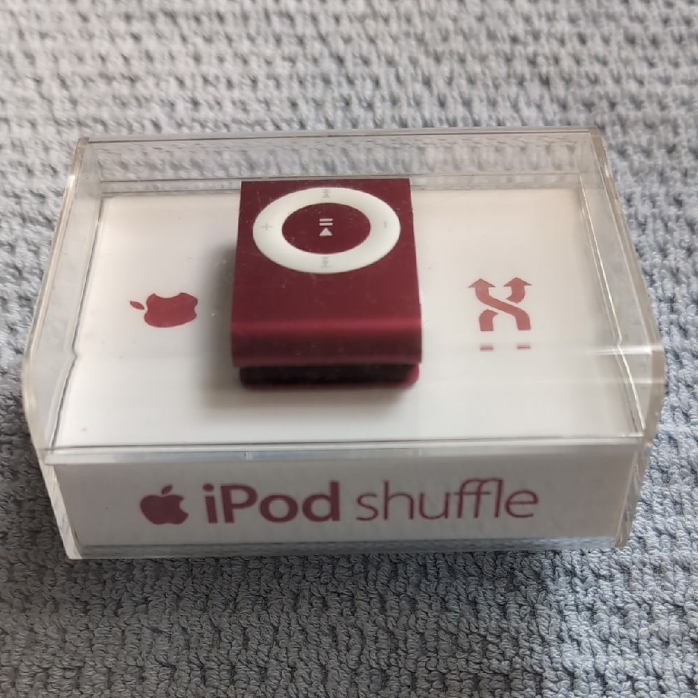 Apple iPod Shuffle 1GB Special Edition Red. New & unused.